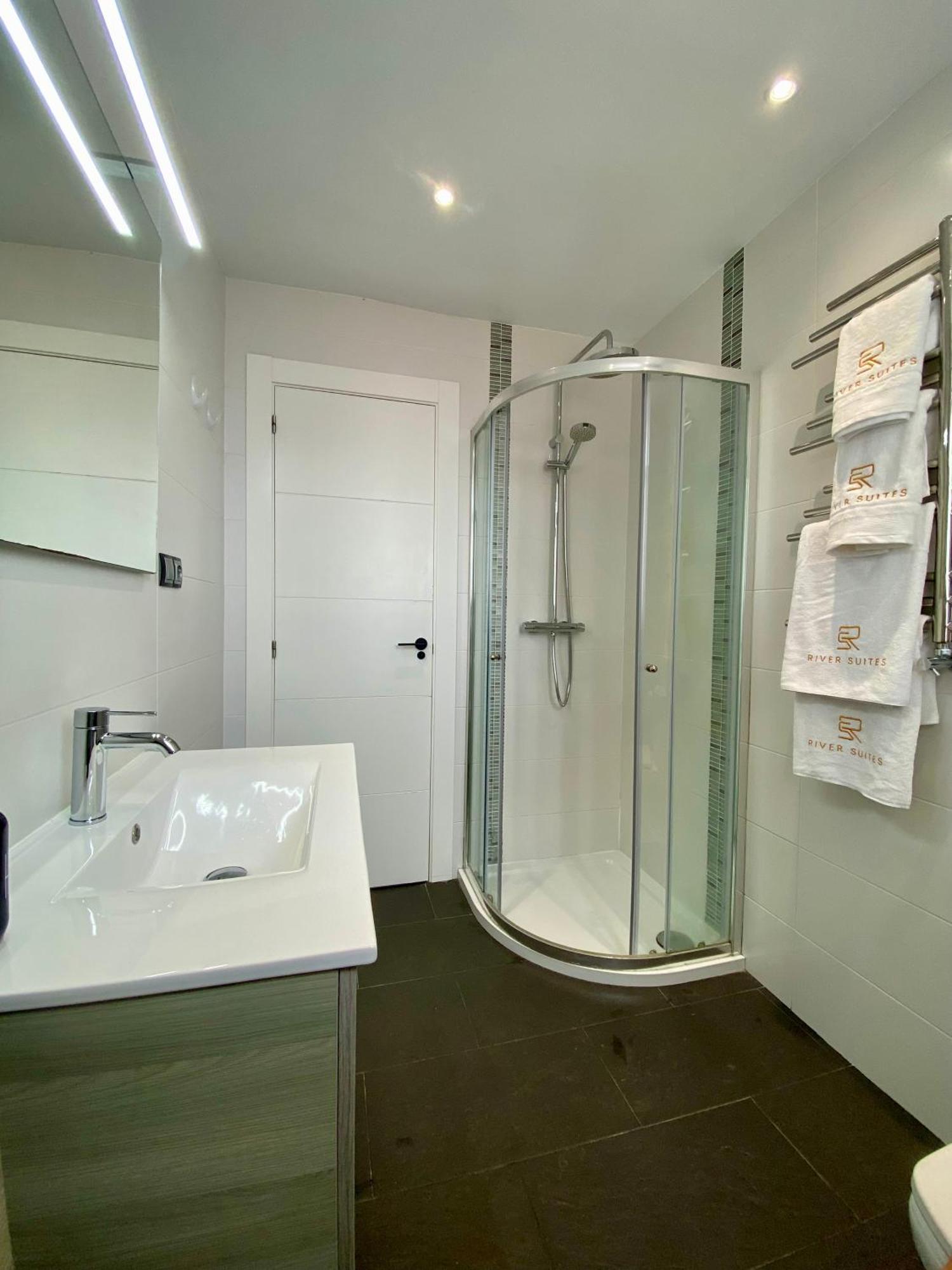 Apartamento De Lujo River Suites Santander Exterior foto